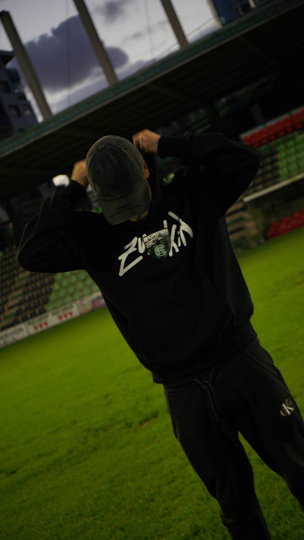 Zurekin X Sestao River Sudadera