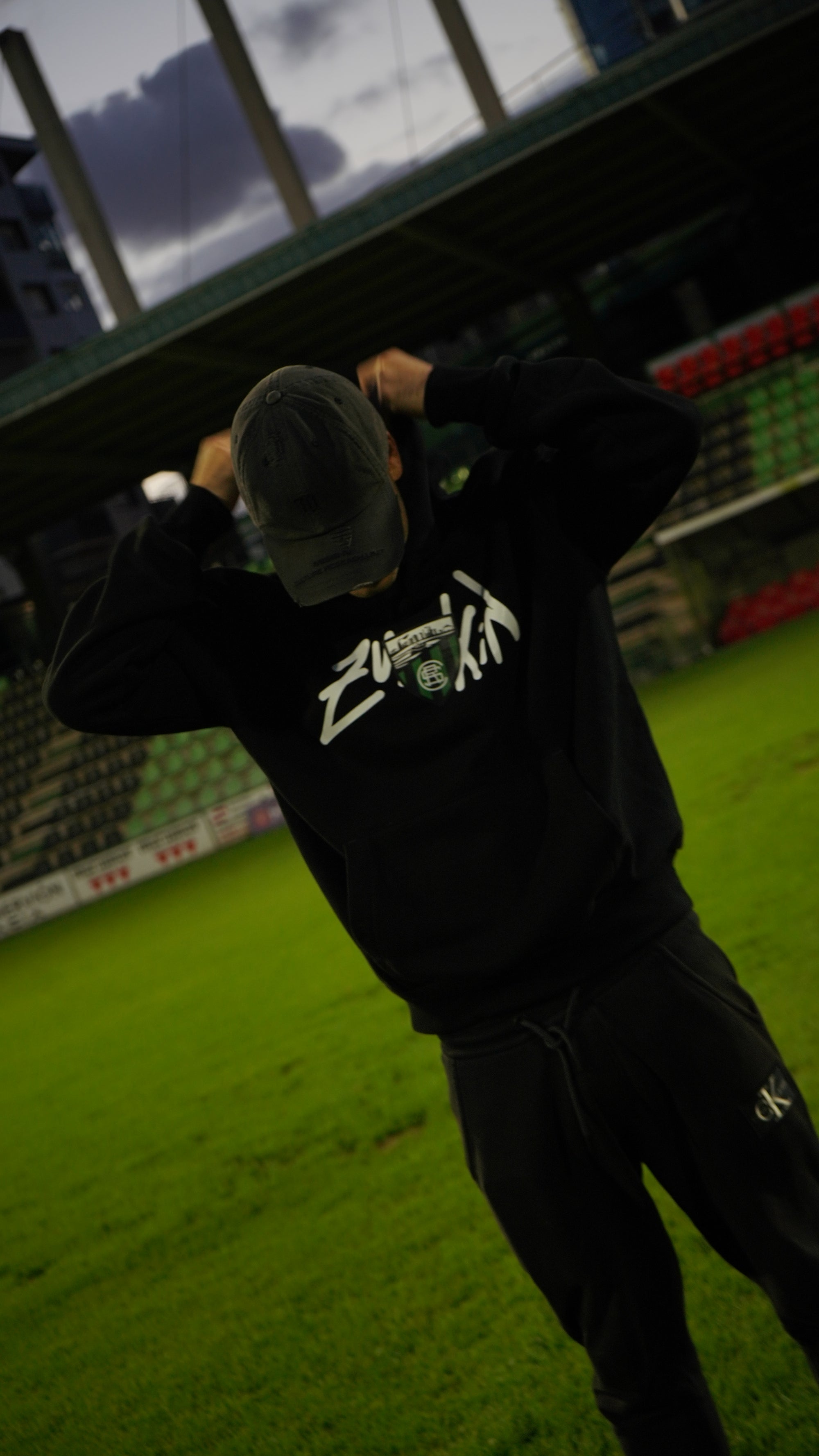 Zurekin X Sestao River Sudadera
